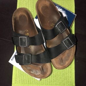 Birkenstock Arizona Black oil leather sandal